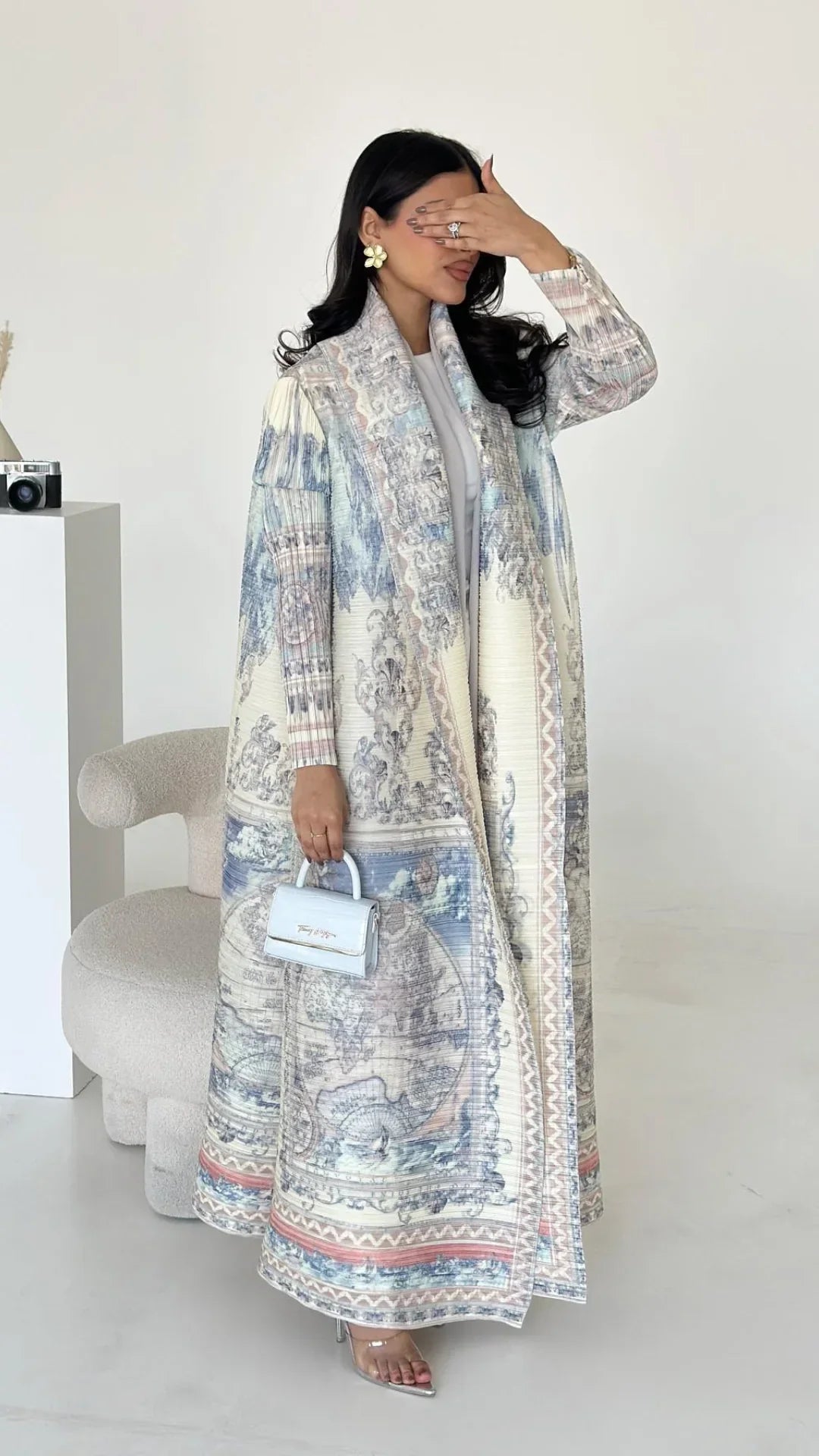 ABAYA-VOGUE